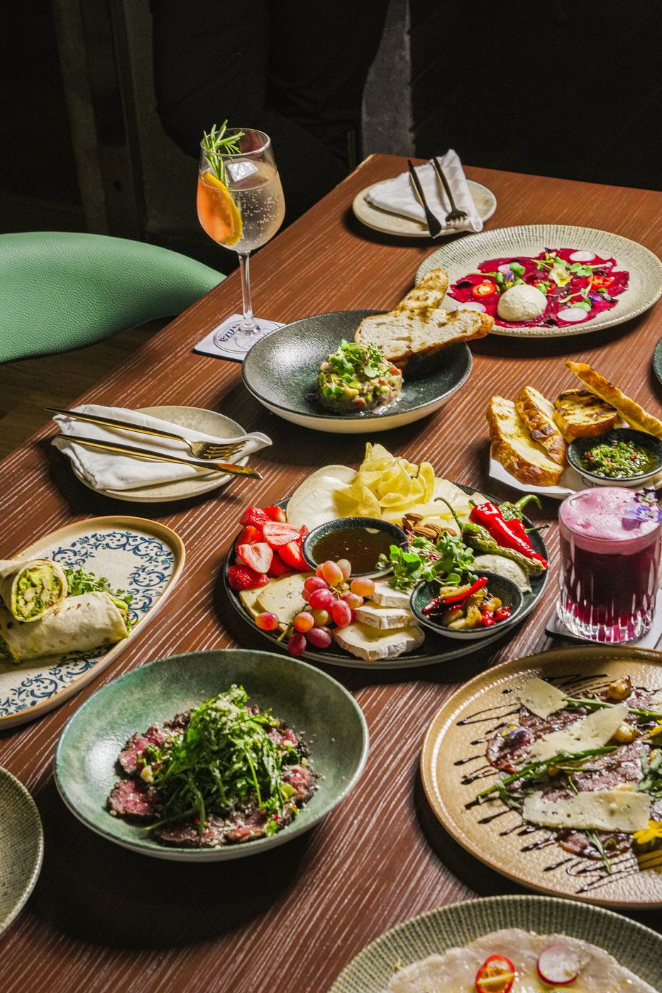 Onza Restaurant & Bar Commercial Still #2